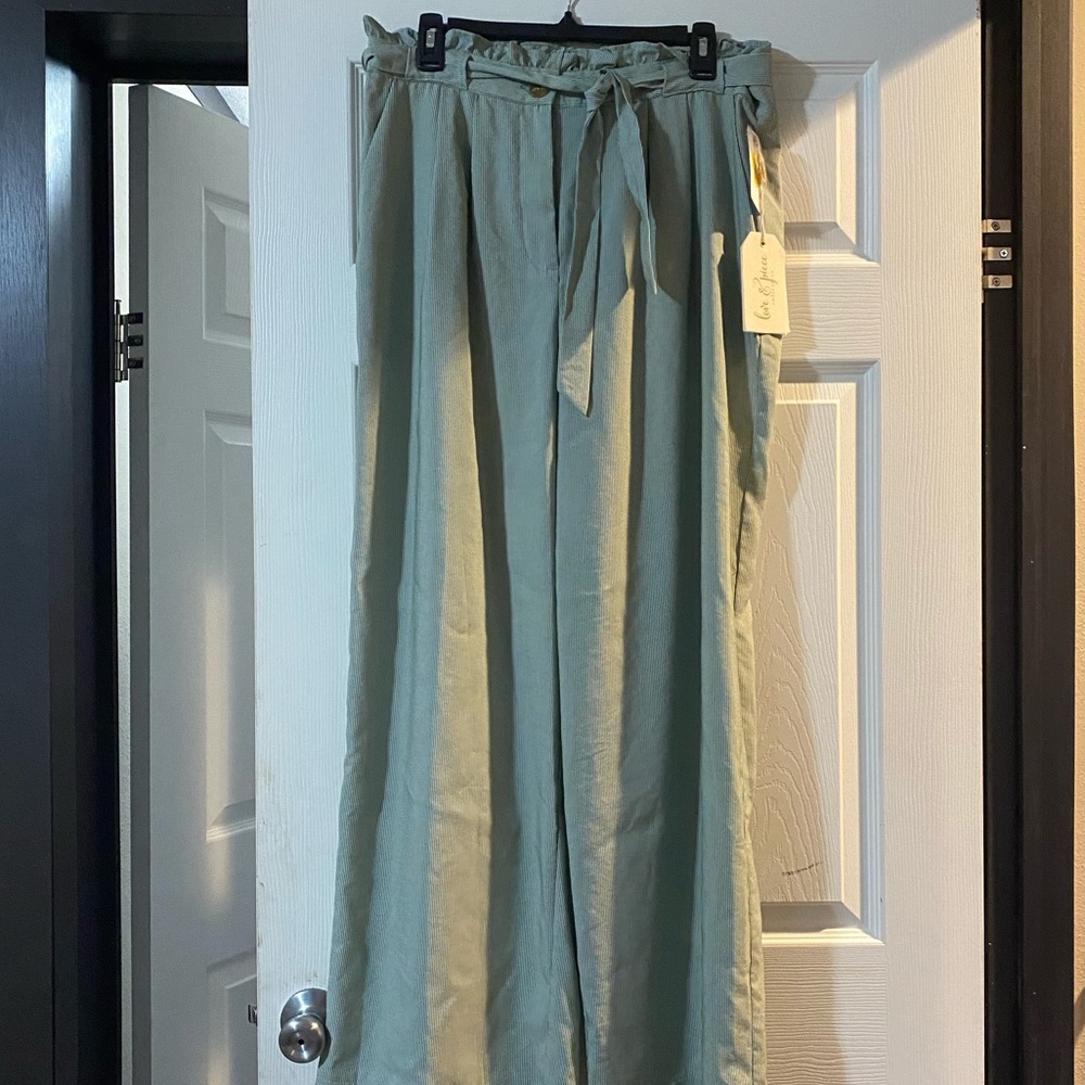 Jessica Simpson pants